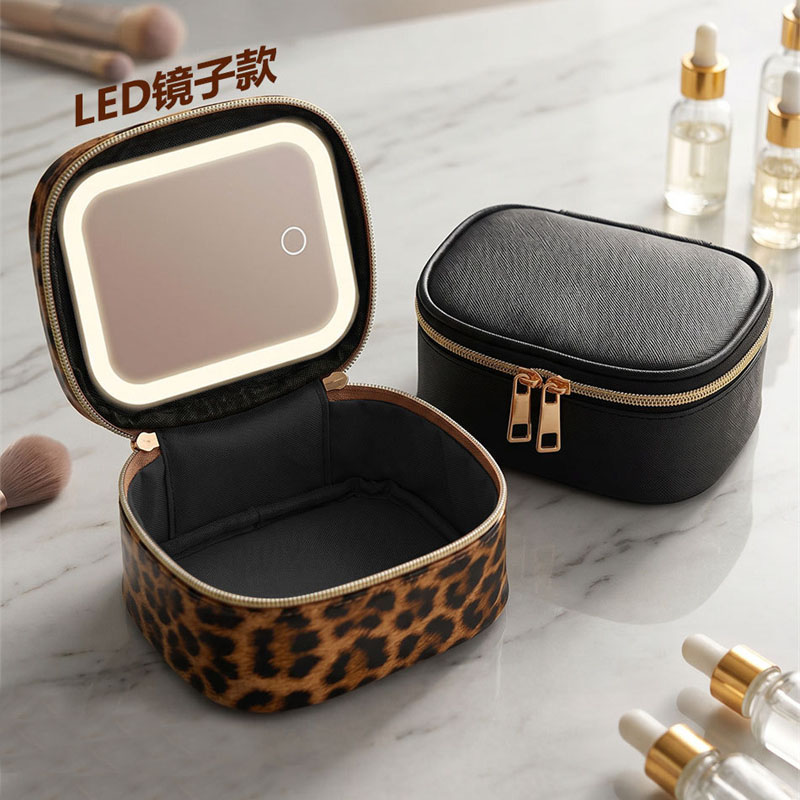 Przenośna kosmetyczka LED z wb – Beauty Makeup Bag recenzja i cena