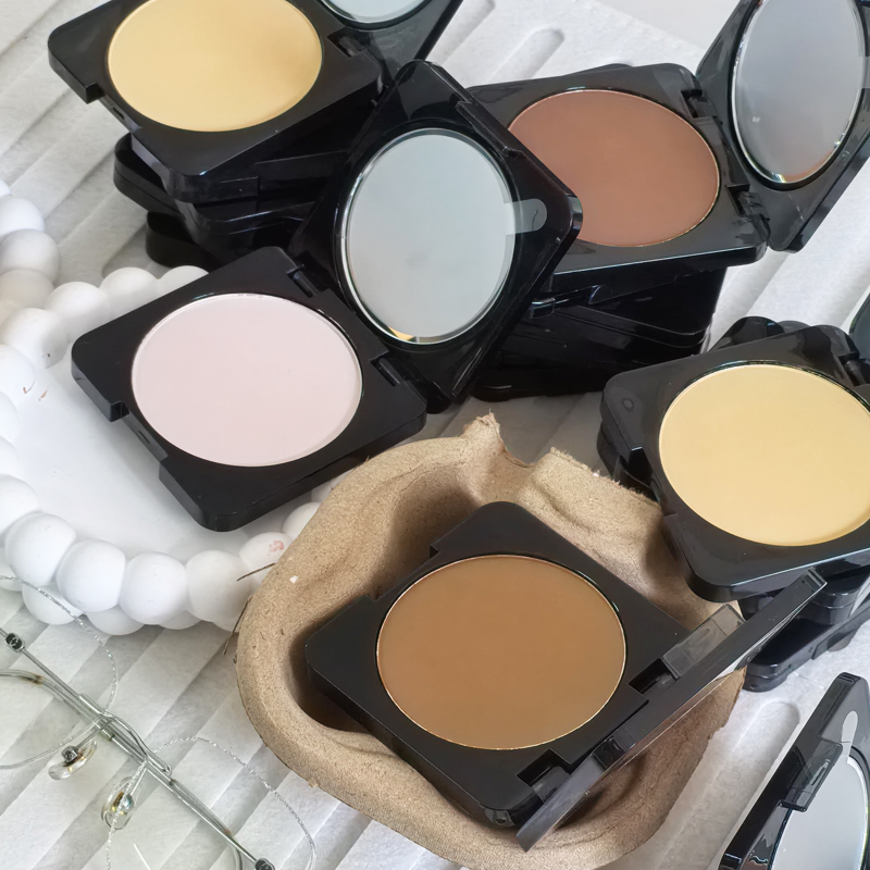 Gorąca Marka 4 Kolorowa Paleta – Huda Beauty Makeup Mini Kit recenzja i cena