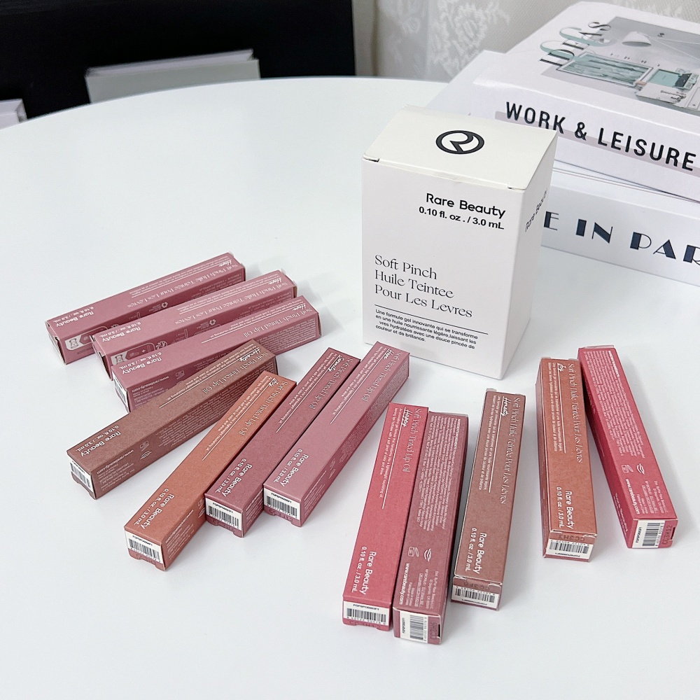 Rare Beauty Nowy Gładki Błyszc – Huda Beauty Makeup Mini Kit recenzja i cena